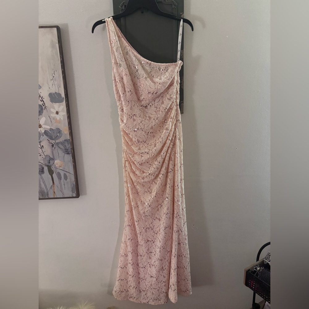 One-Shoulder Lace Evening Gown in Light Pink